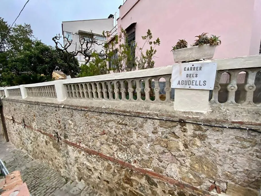 Casa Independientegardenviews2 Bedrooms Barcelona Spain